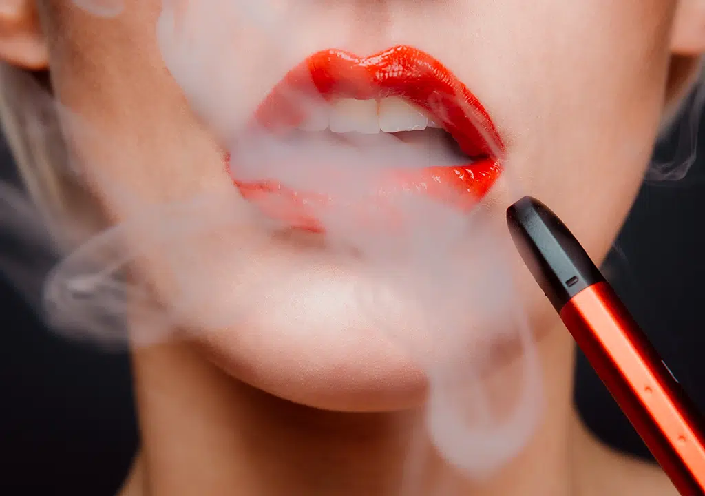 Whisper-Quiet Vaping: The Low Noise Level of the Infinity Device during Inhalation 1 vape 2